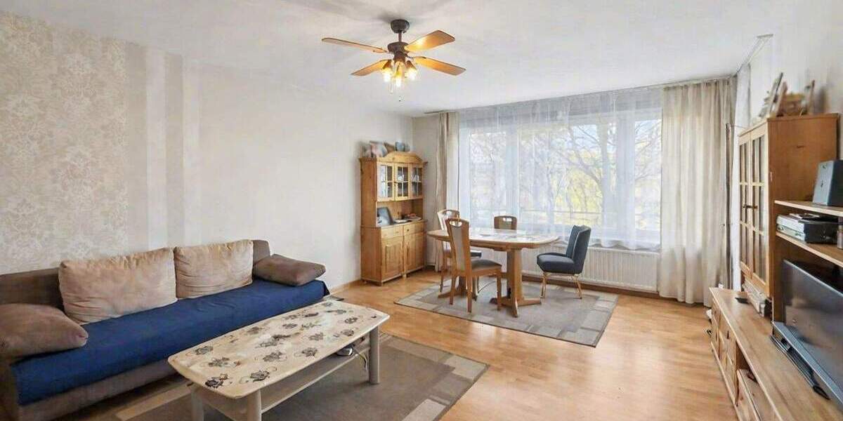 Etagenwohnung Salzgitter Lebenstedt - 4 Zimmer, 90 m&sup2;, 70.000&euro; | Angebot:25916302