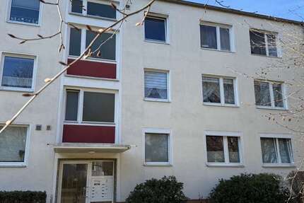 Wohnung Hannover / Ahlem Ahlem - 1 Zimmer, 30 m&sup2;, 650&euro; | Angebot:25416703