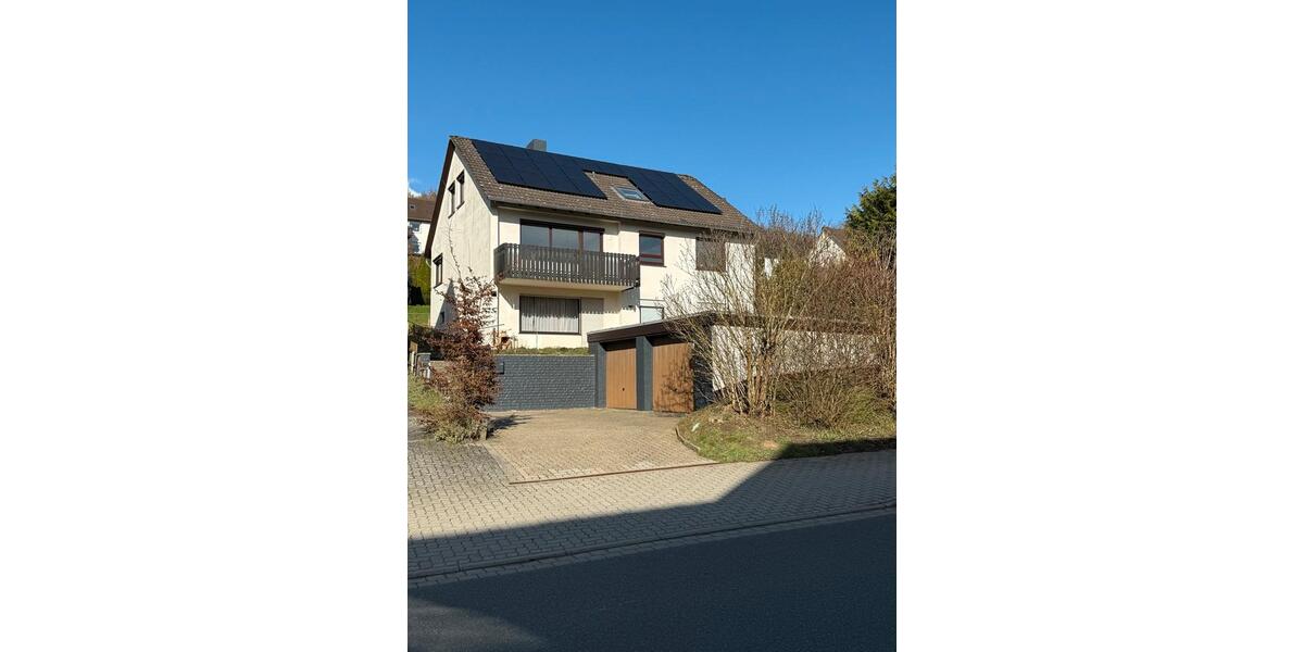 Einfamilienhaus Alfeld (Leine) - 12 Zimmer, 240 m&sup2;, 390.000&euro; | Angebot:25703681