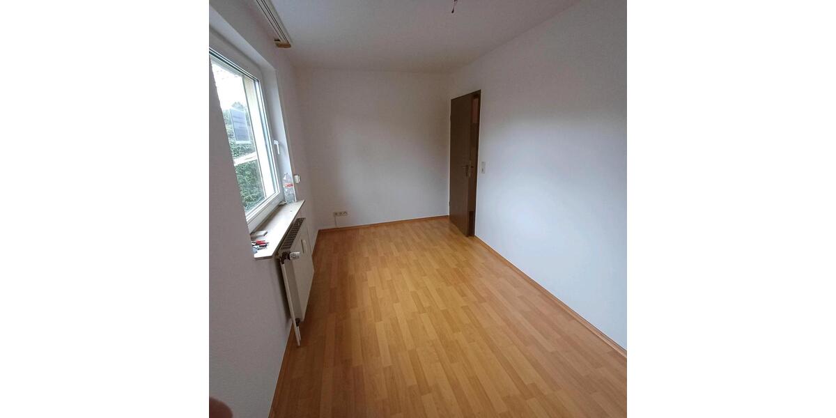 Erdgeschoßwohnung Hildesheim Itzum-Marienburg - 3 Zimmer, 80 m&sup2;, 800&euro; | Angebot:25944706