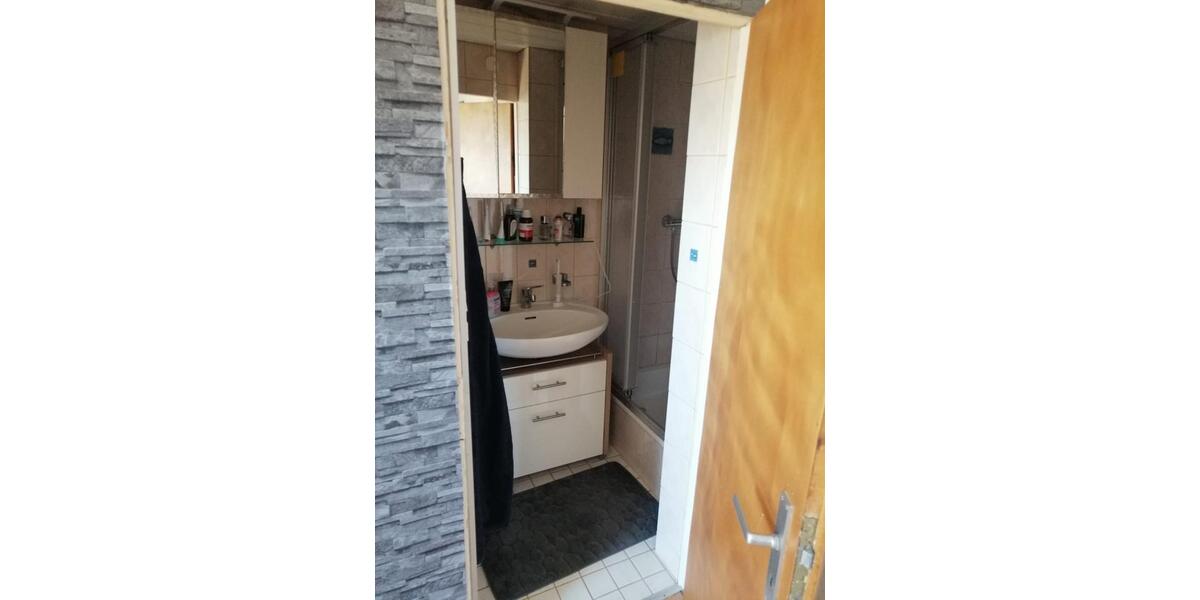 Dachgeschoßwohnung Lengede - 4 Zimmer, 50 m&sup2;, 410&euro; | Angebot:25636319