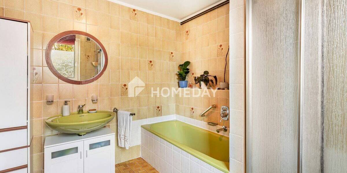 Einfamilienhaus Bad Salzdetfurth Östrum - 8 Zimmer, 182 m&sup2;, 145.000&euro; | Angebot:25684151