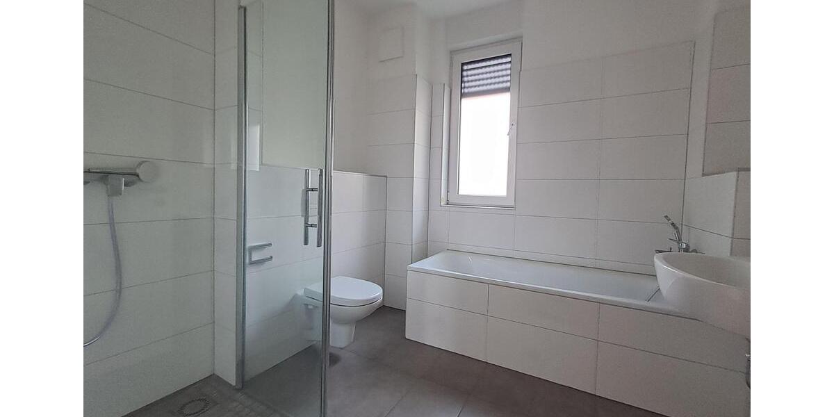 Erdgeschoßwohnung Peine - 3 Zimmer, 89 m&sup2;, 1.025&euro; | Angebot:20971178