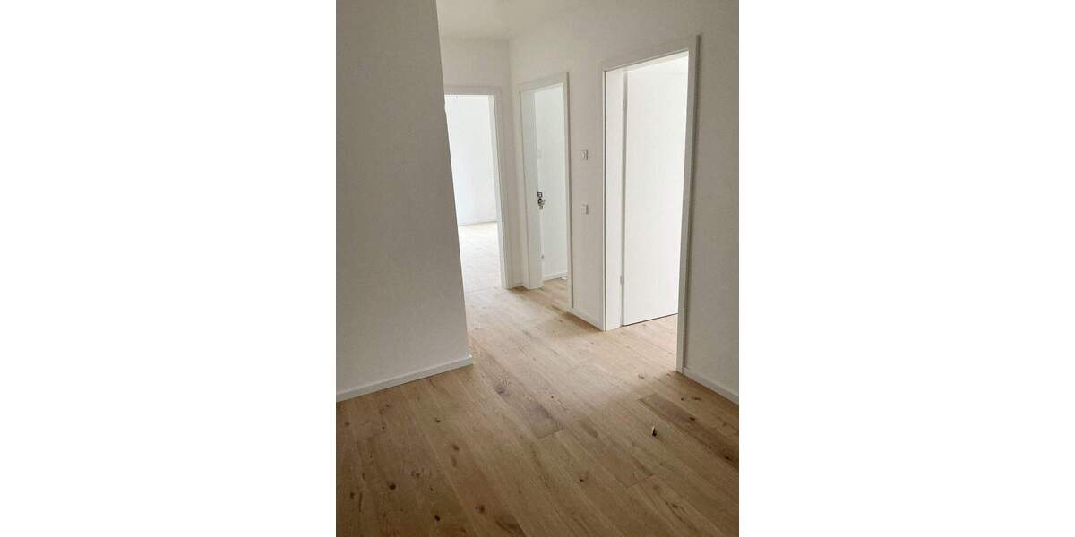 Etagenwohnung Hannover Döhren - 5 Zimmer, 140 m&sup2;, 1.990&euro; | Angebot:25677108