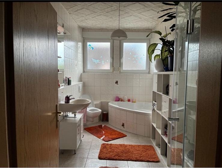 Einfamilienhaus Gronau (Leine) - 6 Zimmer, 172 m&sup2;, 460.000&euro; | Angebot:22826685