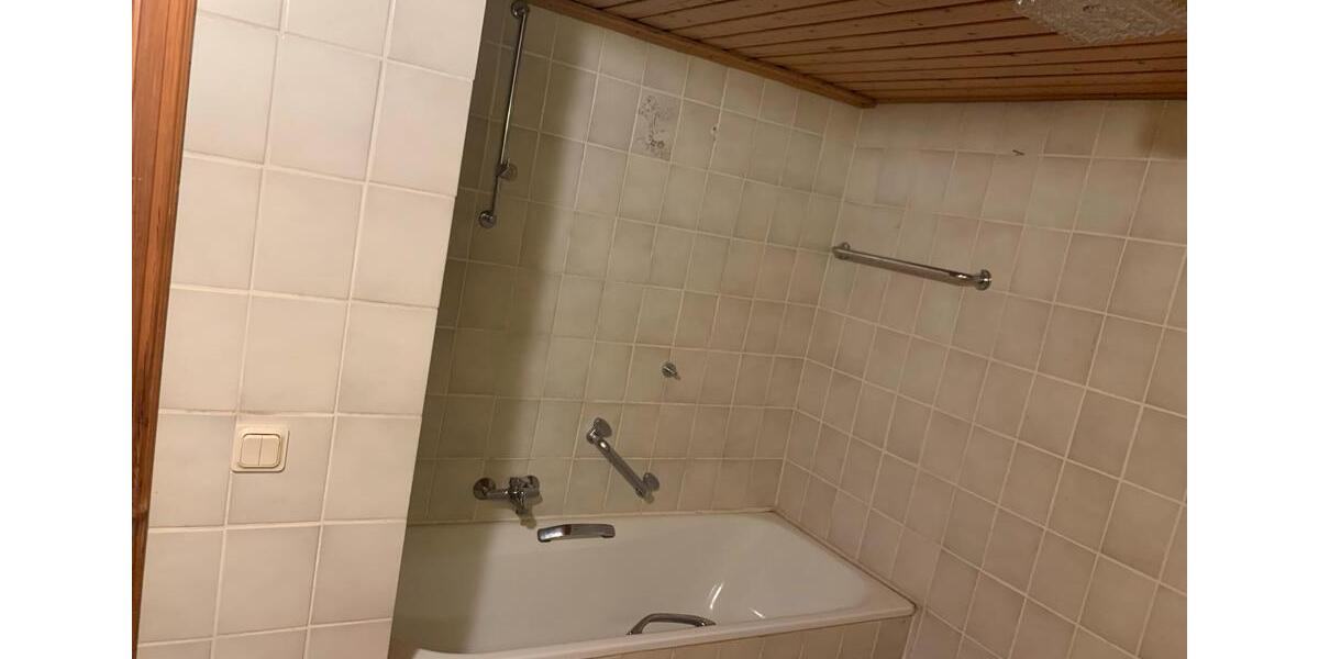 Einfamilienhaus Baddeckenstedt - 7 Zimmer, 150 m&sup2;, 145.000&euro; | Angebot:24833133