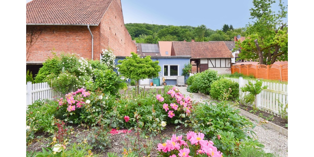 Historisches Reihenhaus mit PV-Anlage!!! - Reihenmittelhaus Bad Salzdetfurth | Angebot:24624364