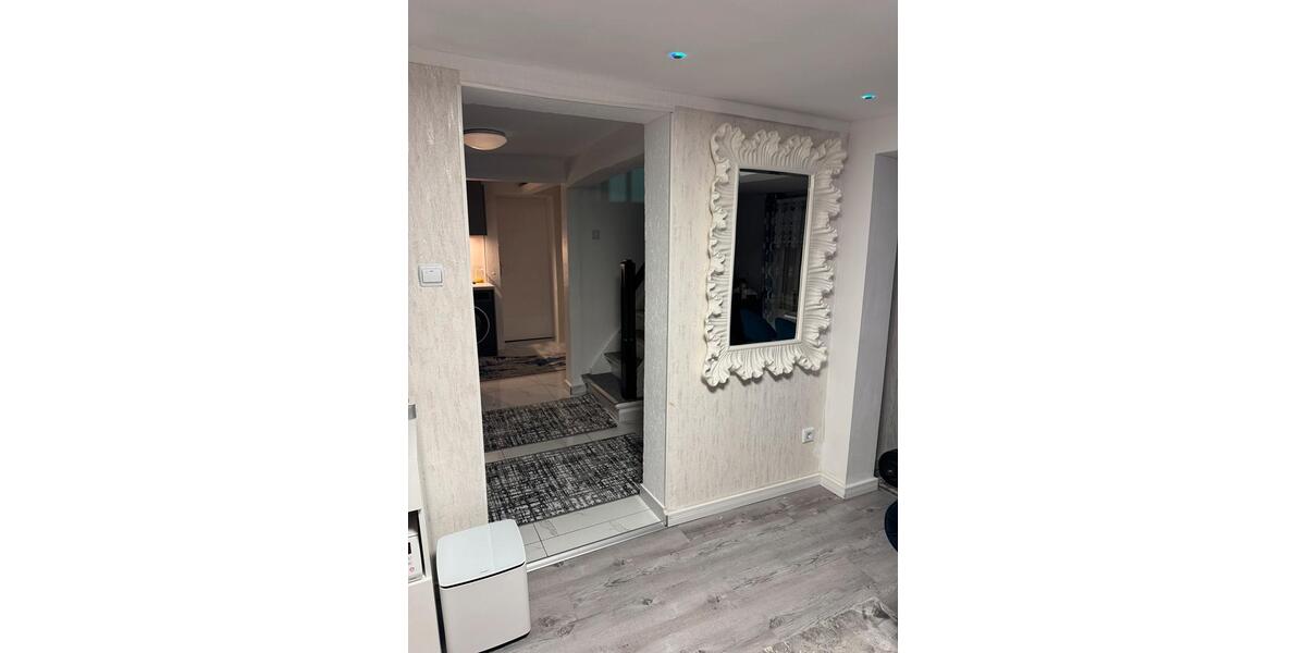 Einfamilienhaus Gronau (Leine) - 6 Zimmer, 95 m&sup2;, 145.000&euro; | Angebot:24573483