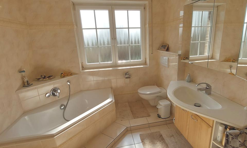 Einfamilienhaus Ilsede - 10 Zimmer, 277 m&sup2;, 625.000&euro; | Angebot:27096233
