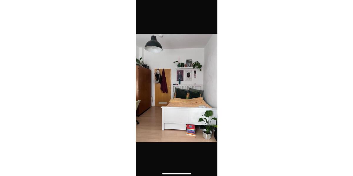 Etagenwohnung Hannover - 15 Zimmer, 1 m&sup2;, 445&euro; | Angebot:25924406