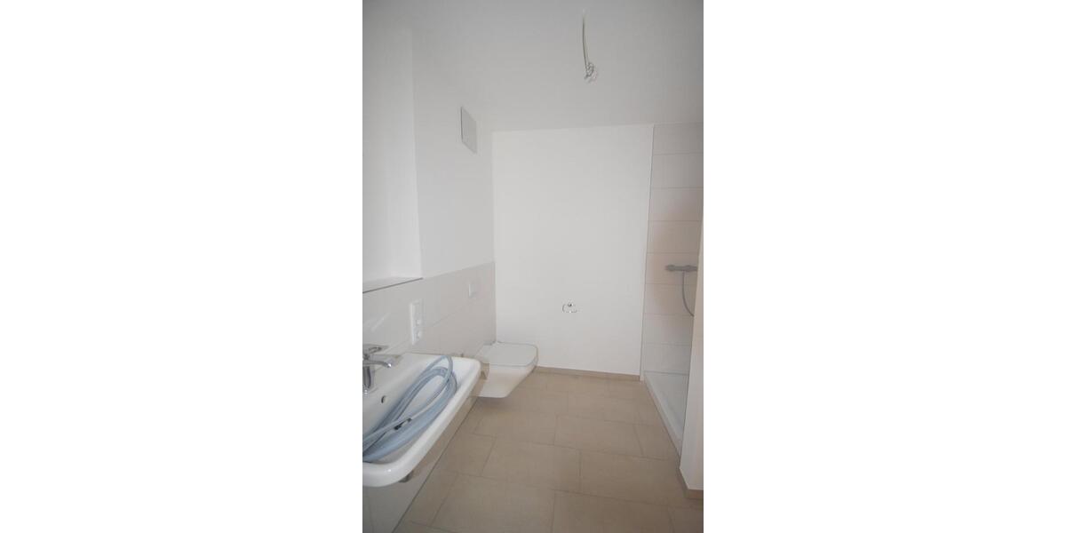 Etagenwohnung Hildesheim Bockfeld - 4 Zimmer, 125 m&sup2;, 1.350&euro; | Angebot:25790278