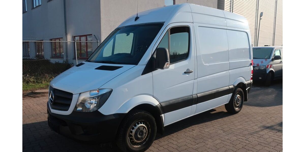 Mercedes-Benz Sprinter 220.196 km 13.600 &euro; Hannover 30179