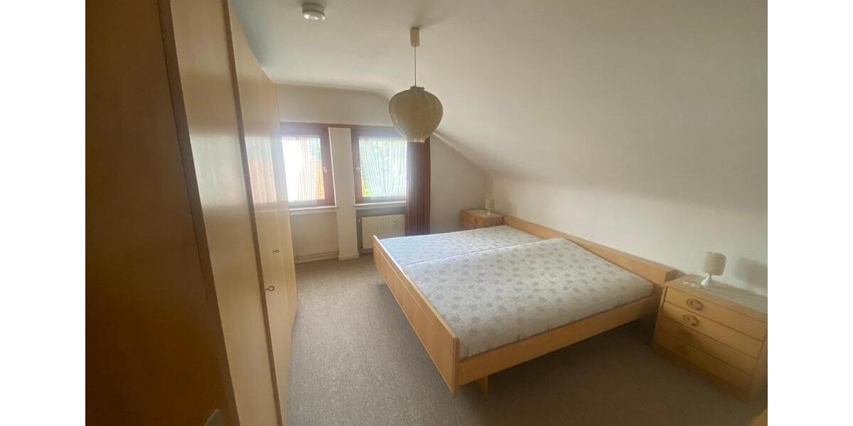 Etagenwohnung Hildesheim - 9 Zimmer, 228 m&sup2;, 1.650&euro; | Angebot:25022857