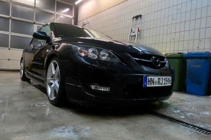 Mazda 3 198.000 km 10.499 &euro; Giesen 31180