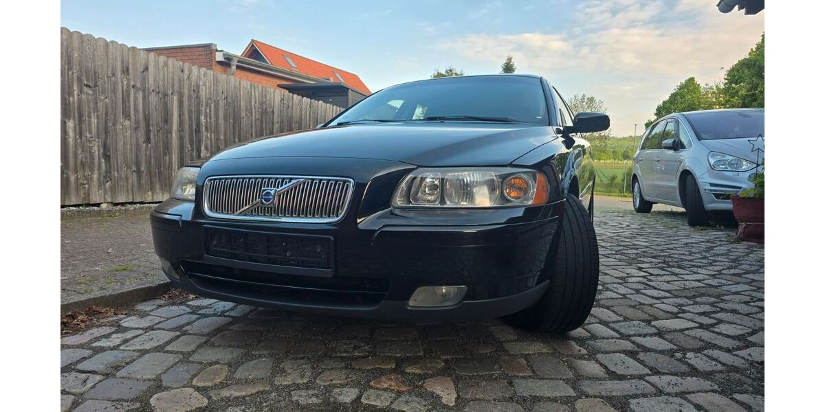 Volvo V70 288.000 km 1.950 &euro; Holle 31188