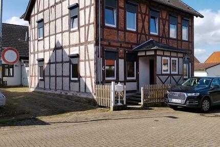 Haus Salzgitter Ortschaft Südost - 11 Zimmer, 207 m&sup2;, 139.000&euro; | Angebot:24294255