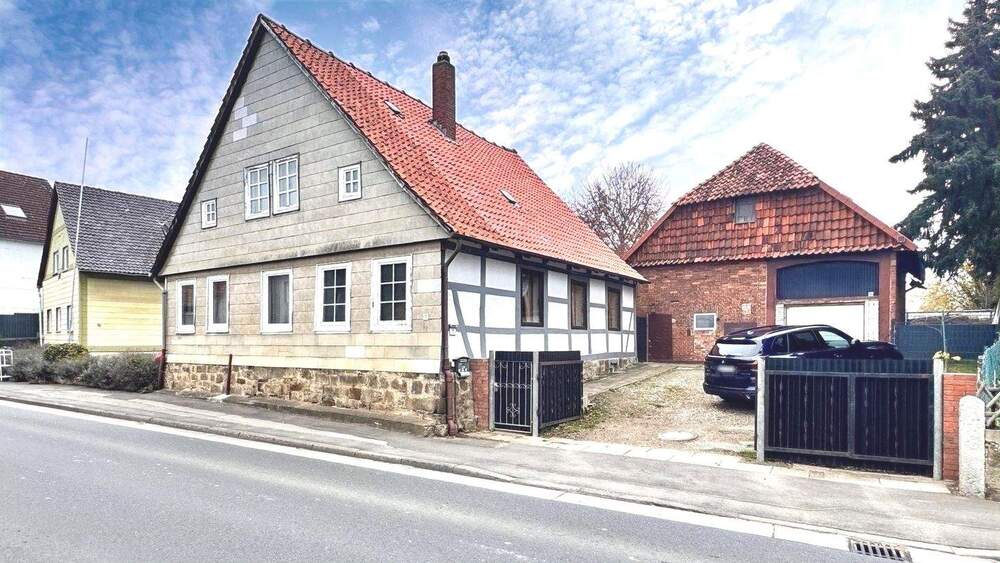 Einfamilienhaus Salzhemmendorf Benstorf - 6 Zimmer, 220 m&sup2;, 99.000&euro; | Angebot:25815632