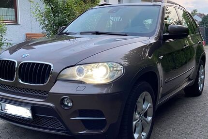 BMW X5 196.000 km 14.900 &euro; Hildesheim 31135