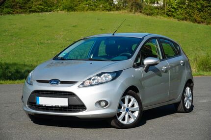 Ford Fiesta 54.000 km 4.200 &euro; Salzgitter 38259