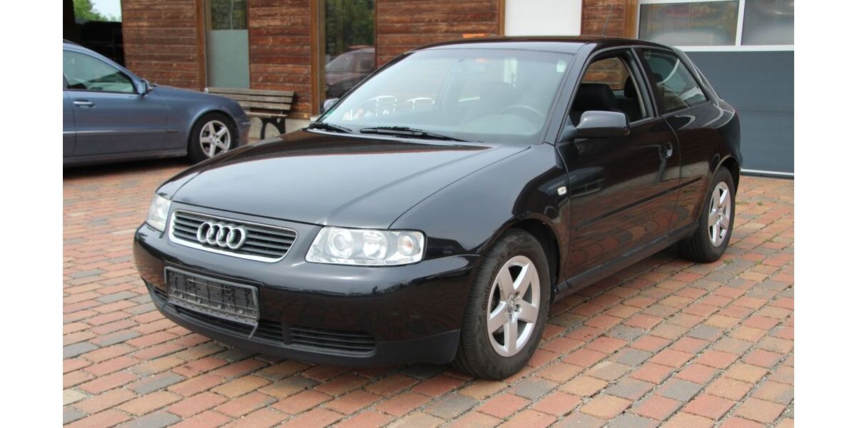 Audi A3 247.120 km 2.400 &euro; Lehrte-Ahlten (5min vom BAB-Kreuz A2/A7) 31275