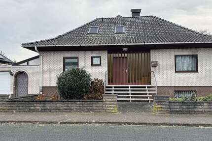 Haus Ilsede - 5 Zimmer, 163 m&sup2;, 275.000&euro; | Angebot:24238450