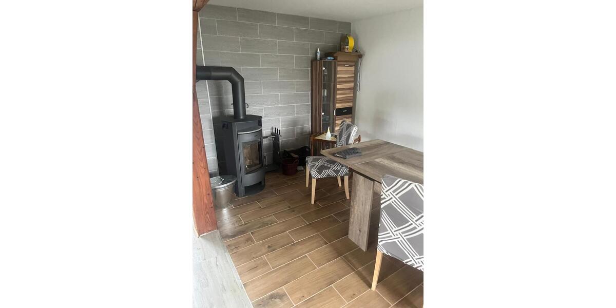 Etagenwohnung Eime - 4 Zimmer, 100 m&sup2;, 850&euro; | Angebot:25930709