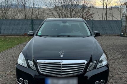 Mercedes-Benz E 200 61.970 km 13.400 &euro; Alfeld 31061