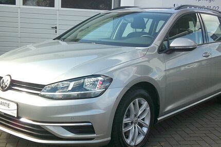 VW Golf 28.000 km 15.999 &euro; Gronau (Leine) OT Brüggen 31028