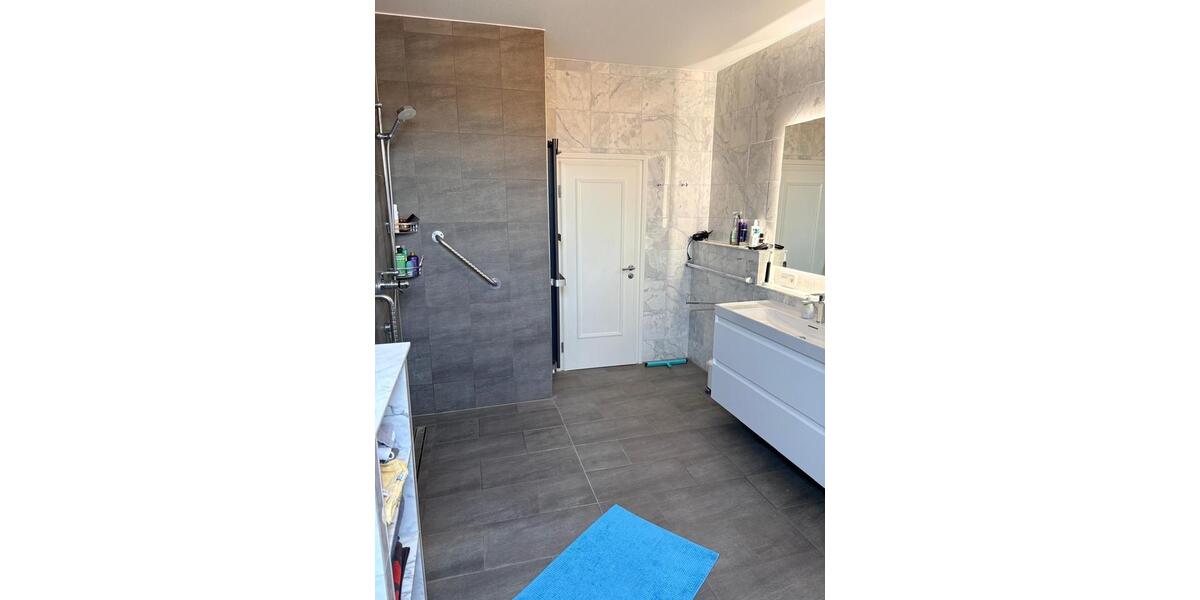 Maisonettenwohnung Hannover Döhren-Wülfel - 4 Zimmer, 220 m&sup2;, 2.800&euro; | Angebot:25590470