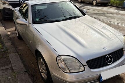 Mercedes-Benz SLK 200 146.000 km 2.400 &euro; Hannover 30167