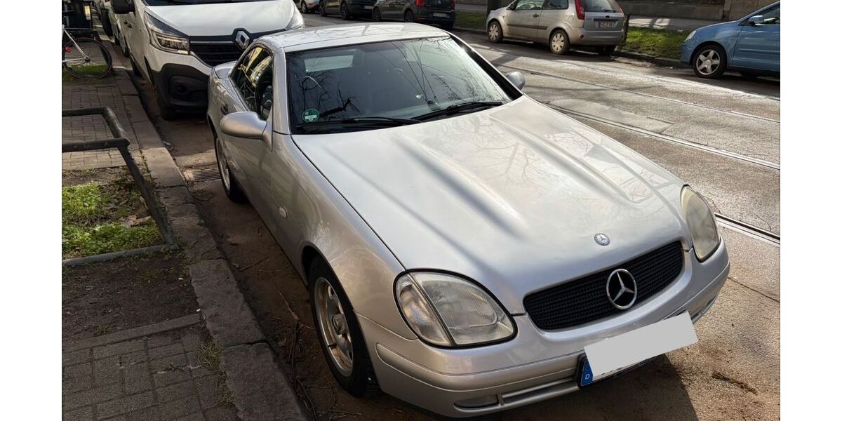 Mercedes-Benz SLK 200 146.000 km 2.400 &euro; Hannover 30167