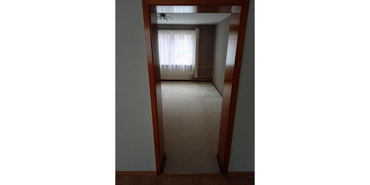 Erdgeschoßwohnung Sibbesse - 3.5 Zimmer, 83 m&sup2;, 560&euro; | Angebot:25104158