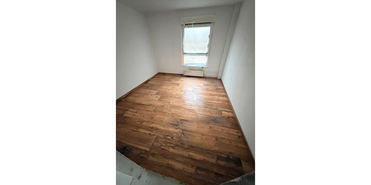 Etagenwohnung Laatzen - 3 Zimmer, 78 m&sup2;, 1.100&euro; | Angebot:25857232