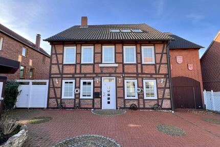 Historische Baukunst trifft Moderne - Haus Harsum | Angebot:26384363