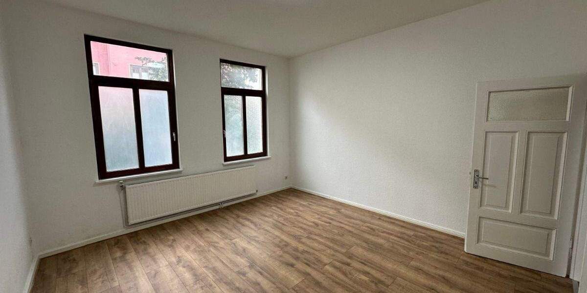 Etagenwohnung Hildesheim Ost - 2 Zimmer, 65 m&sup2;, 595&euro; | Angebot:25681986