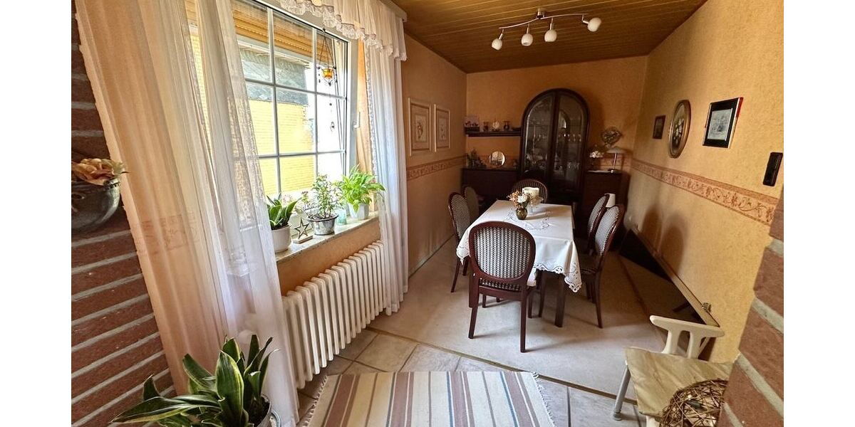 Idyllisches Wohnen in Feldrandlage - Zweifamilienhaus Bad Salzdetfurth Breinum | Angebot:25921835