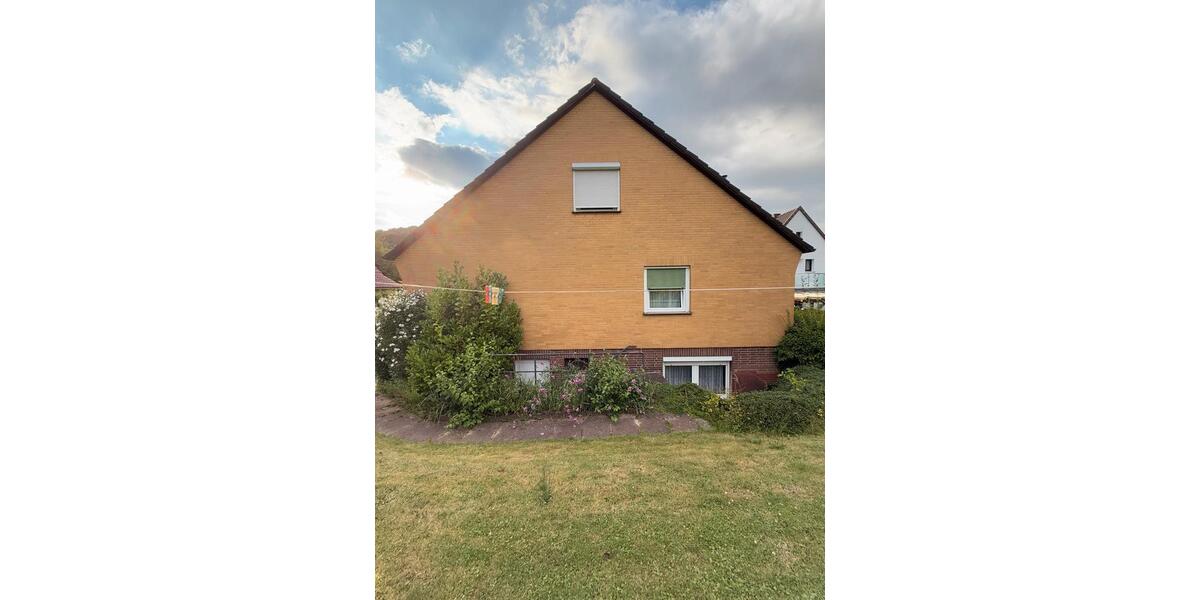 Einfamilienhaus Bad Salzdetfurth - 8 Zimmer, 250 m&sup2;, 329.000&euro; | Angebot:25282138