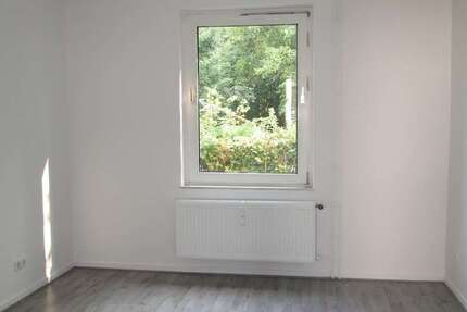 Wohnung Salzgitter Lebenstedt - 3 Zimmer, 57 m&sup2;, 345&euro; | Angebot:25795190