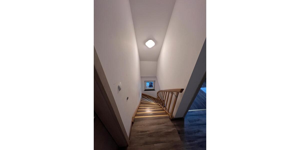 Einfamilienhaus Nordstemmen - 5 Zimmer, 105 m&sup2;, 1.200&euro; | Angebot:25843284