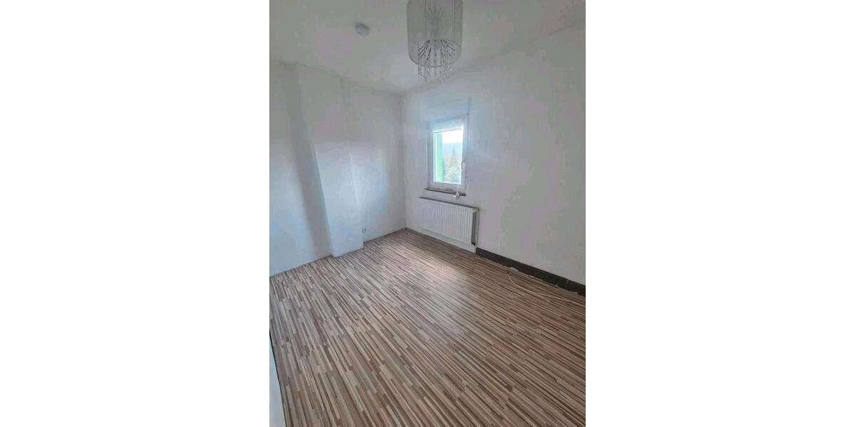 Doppelhaushälfte Salzhemmendorf - 3 Zimmer, 90 m&sup2;, 140.000&euro; | Angebot:26738562