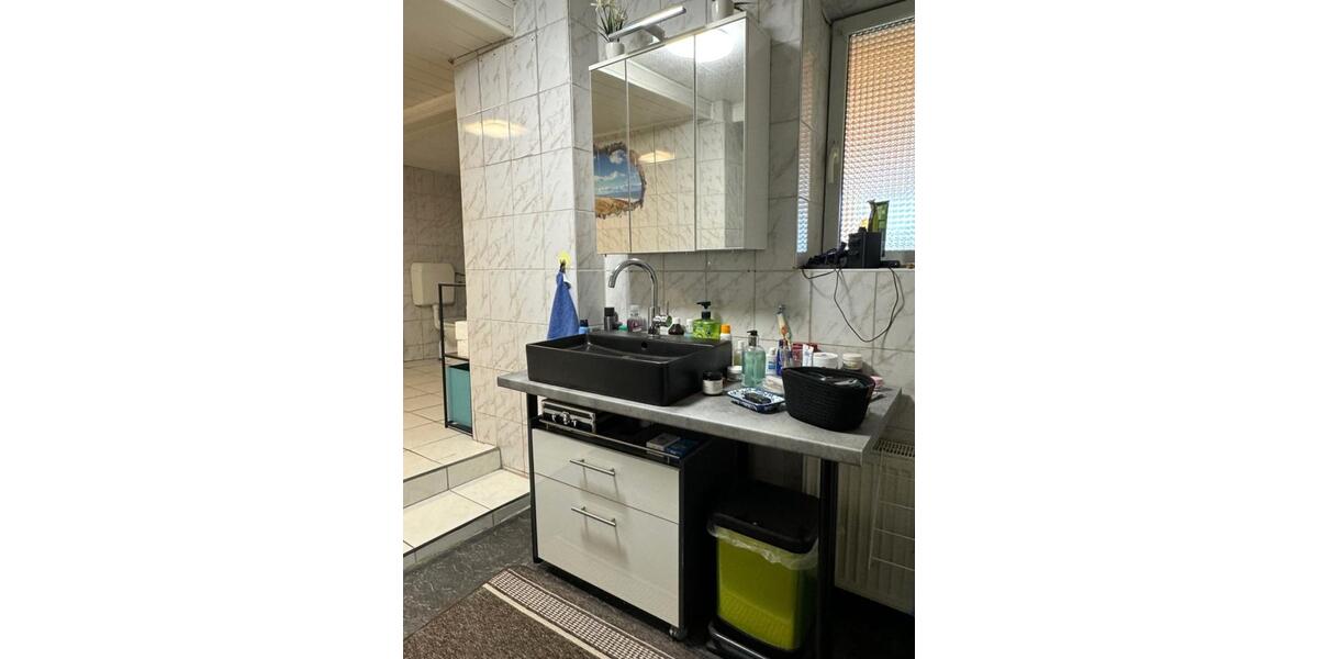 Mehrfamilienhaus, Wohnhaus Ilsede - 8 Zimmer, 274 m&sup2;, 1.800&euro; | Angebot:25491479