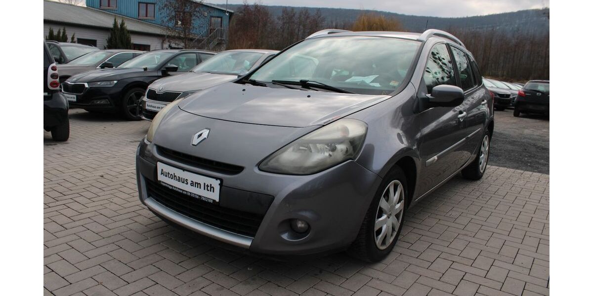 Renault Clio 134.530 km 3.990 &euro; Coppenbrügge 31863