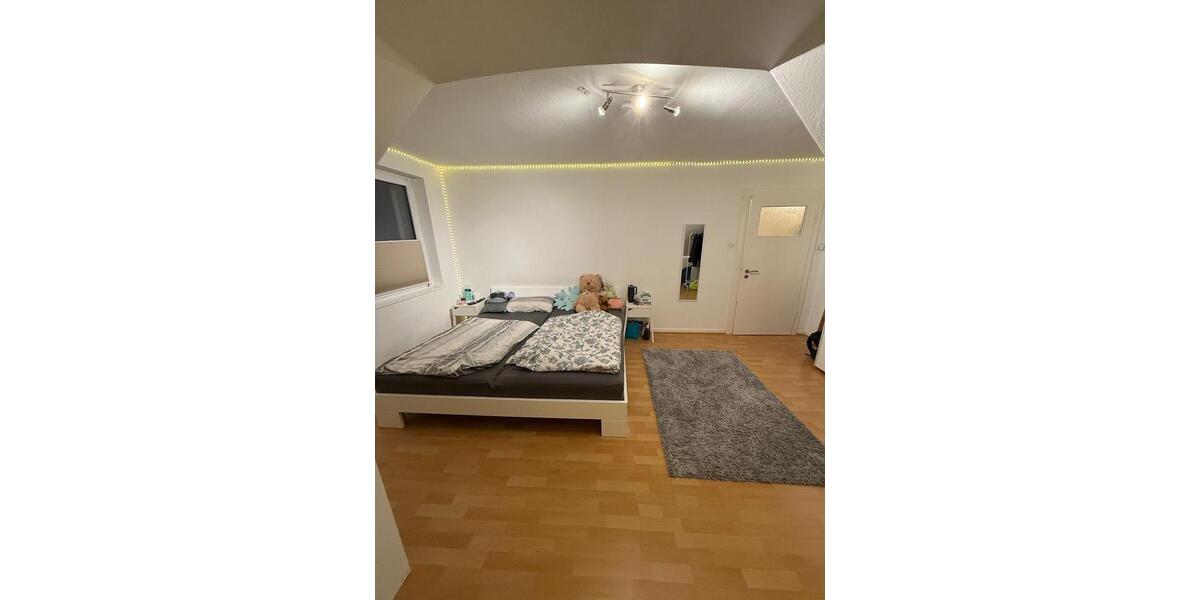 Dachgeschoßwohnung Hannover Bult - 1 Zimmer, 25 m&sup2;, 520&euro; | Angebot:26012811