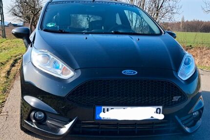 Ford Fiesta 124.400 km 11.300 &euro; Gronau 31028