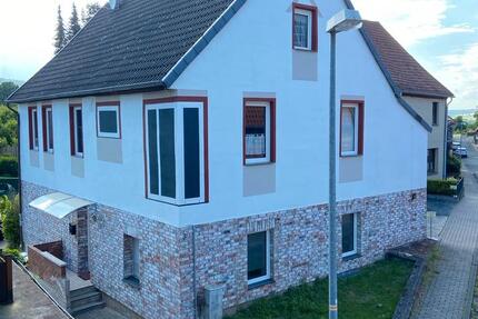 Haus Delligsen - 5 Zimmer, 120 m&sup2;, 980&euro; | Angebot:26611155