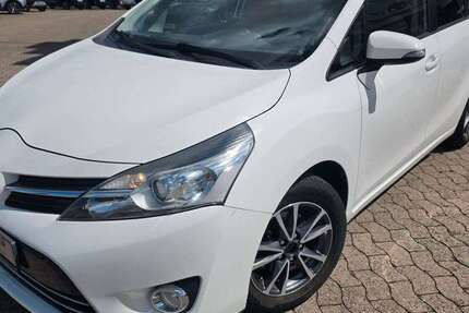 Toyota Verso 161.800 km 7.990 &euro; Hildesheim 31137