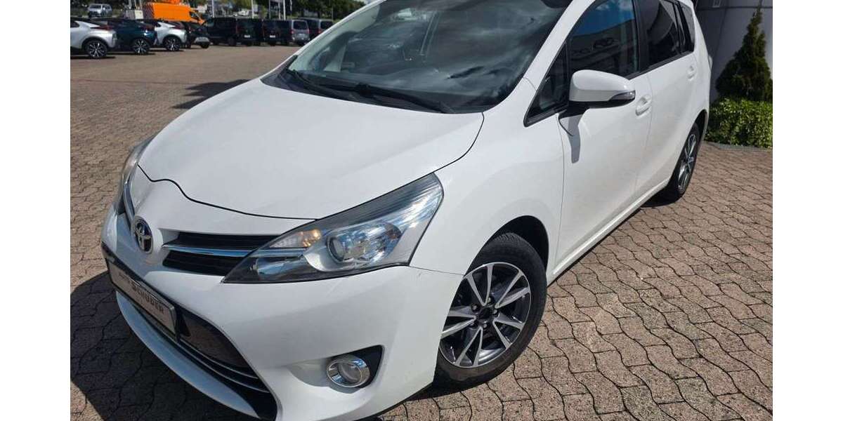 Toyota Verso 161.800 km 7.990 &euro; Hildesheim 31137
