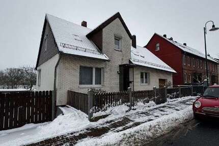 Haus Bad Salzdetfurth - 5 Zimmer, 115 m&sup2;, 169.000&euro; | Angebot:24723503