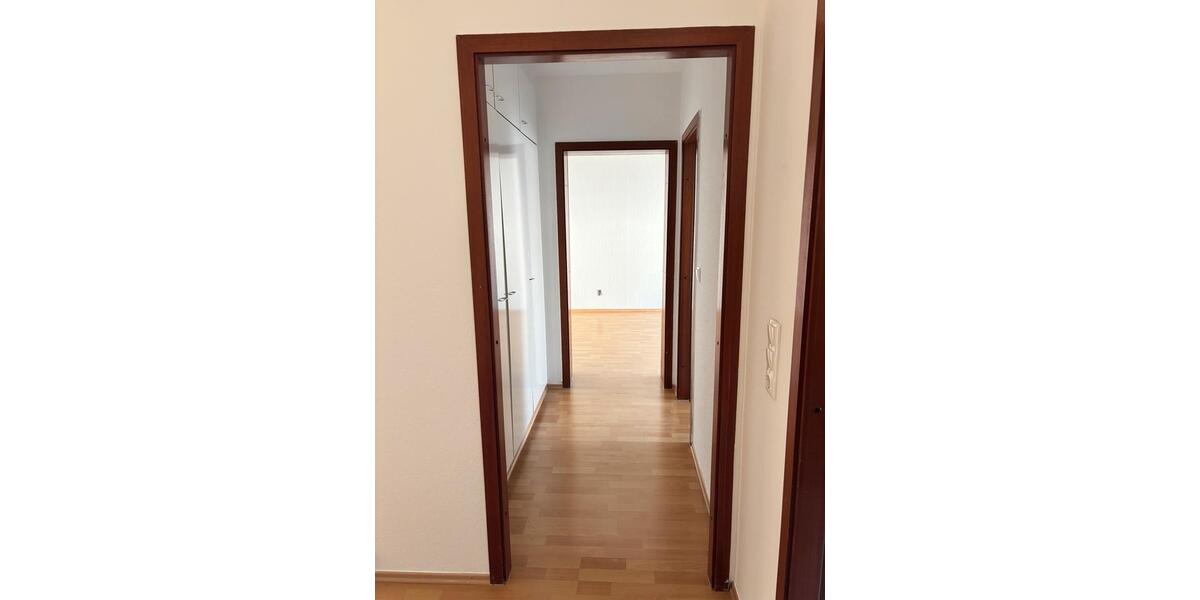 Etagenwohnung Hildesheim Bockfeld - 2 Zimmer, 72 m&sup2;, 570&euro; | Angebot:25308617