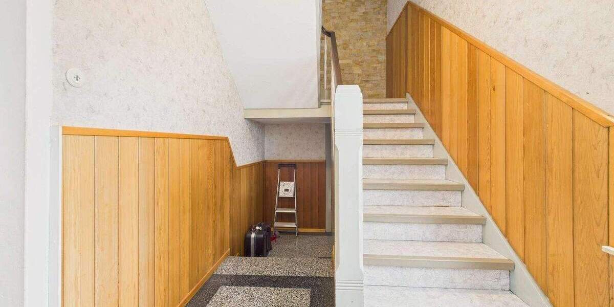 Mehrfamilienhaus, Wohnhaus Laatzen Rethen - 6 Zimmer, 150 m&sup2;, 369.000&euro; | Angebot:25701260